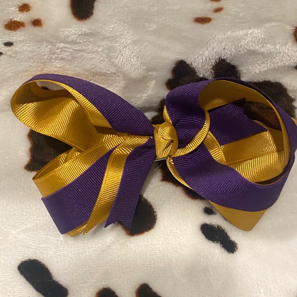 Purple and Gold bow.
